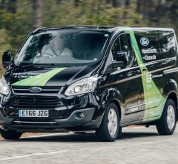 Ford Transit Custom PHEV, una furgoneta híbrida para Valencia