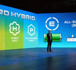 Ford despliega su estrategia de electrificación para Europa